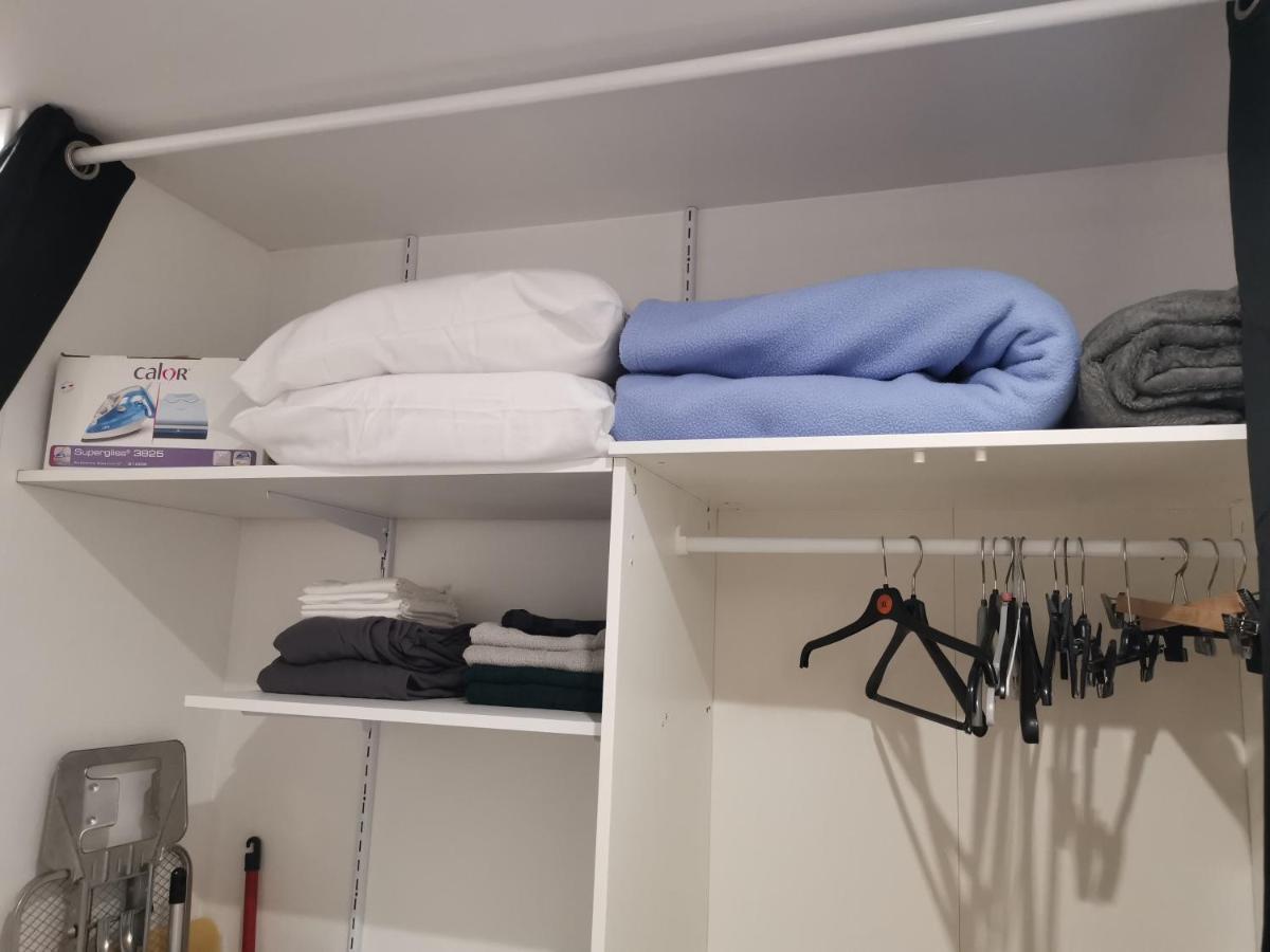 Studio Cosy Au Pied Du Metro Flachet ビユールバンヌ エクステリア 写真